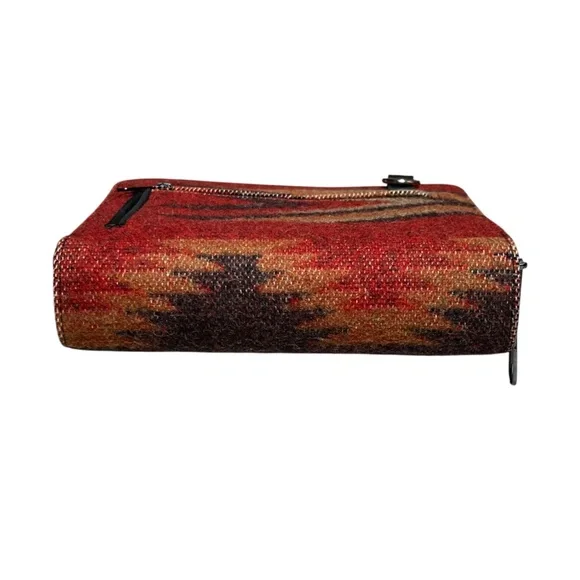 Pendleton Crossbody Southwest Aztec Wool Brown Red Wallet Organizer Clutch